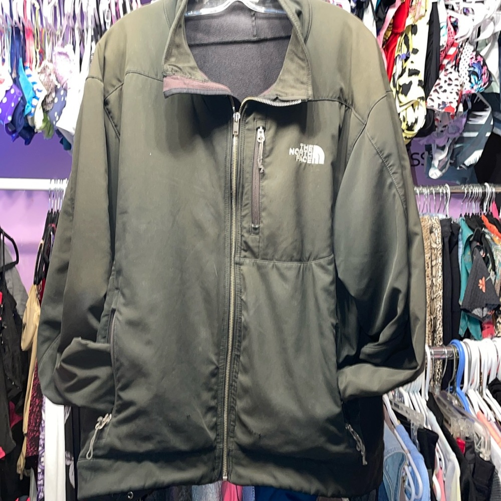 Black The North face lines men’s jacket see pics apex pockets